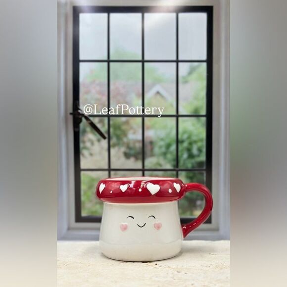 Baby Mushroom Red/White Ceramic 20oz Mug - Picture 1 of 9